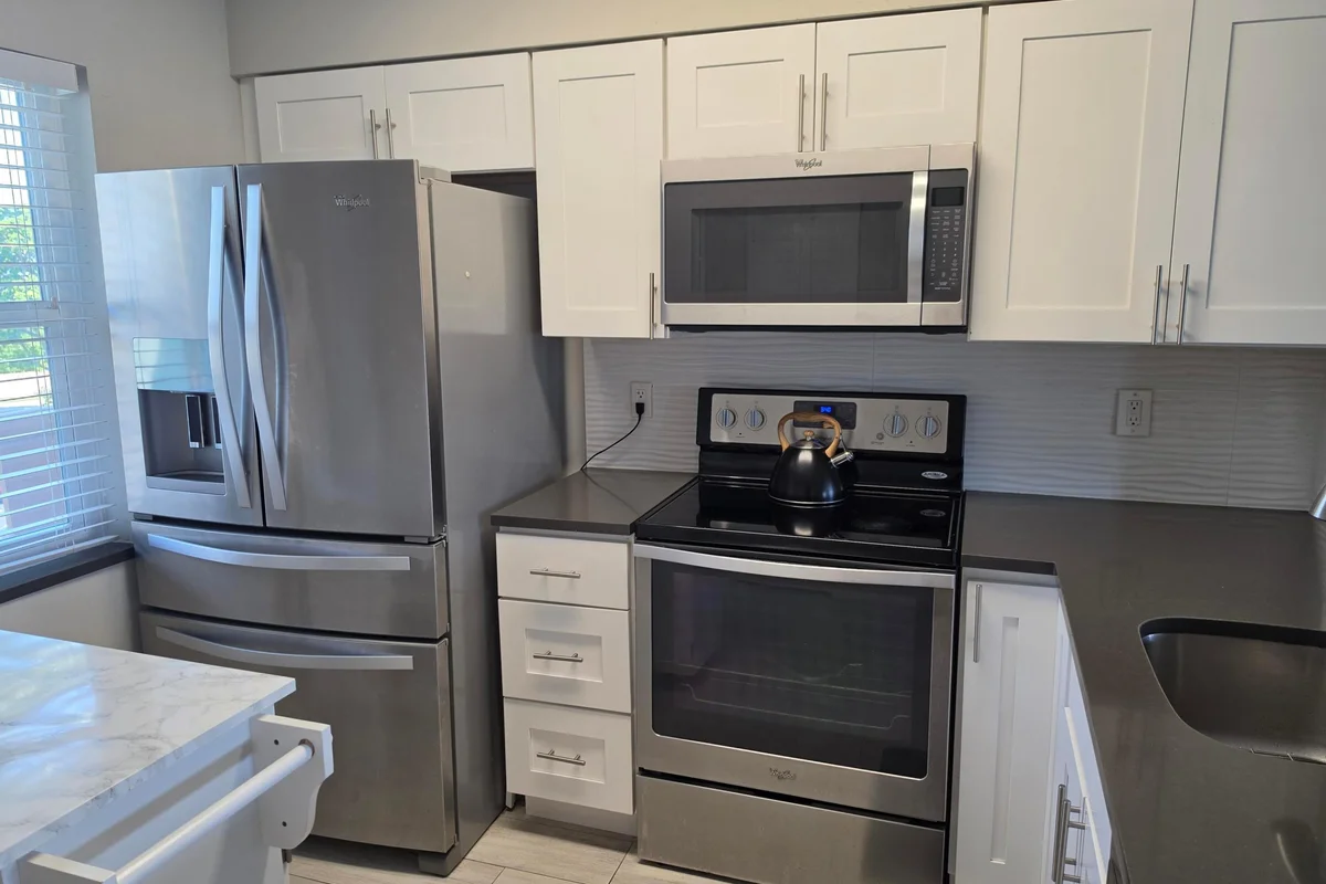 2106 S Cypress Bend Dr #510, Pompano Beach: photo 1 of 11