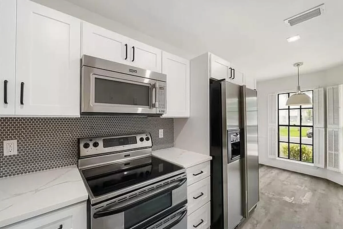 10300 Hidden Springs Ct, Boca Raton: photo 1 of 49