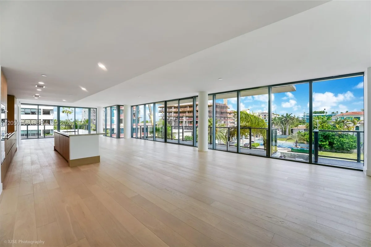 1176 97th St #406, Bay Harbor Islands: photo 1 of 165