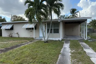605 SW 22nd Ave, Fort Lauderdale: photo 1 of 16
