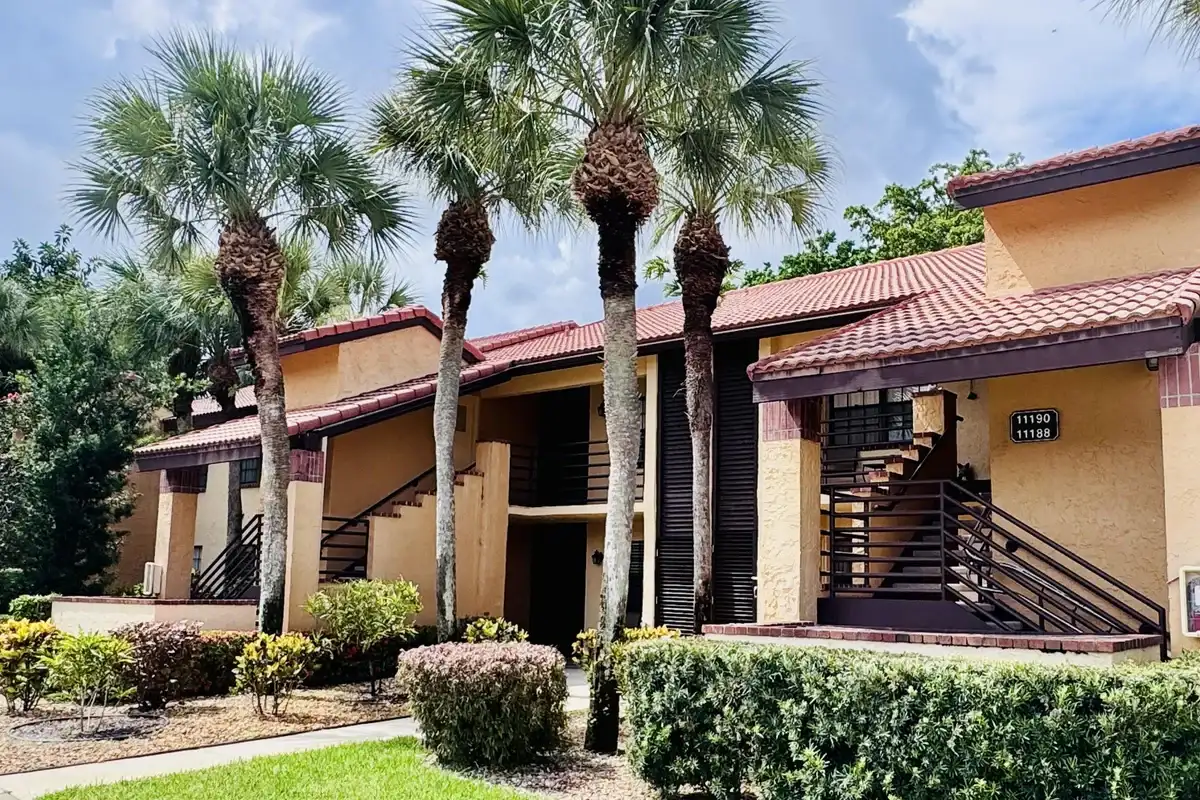 11190 Aspen Glen Dr, Boynton Beach: photo 1 of 33