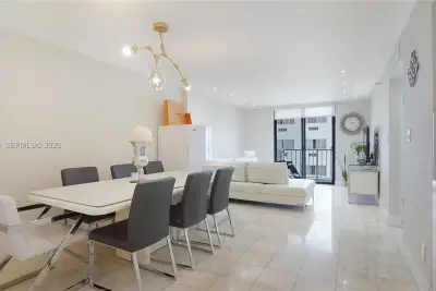 4301 Collins Ave #403, Miami Beach: photo 1 of 16