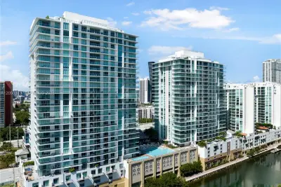 330 Sunny Isles Blvd #5-1404, Sunny Isles Beach: photo 1 of 36