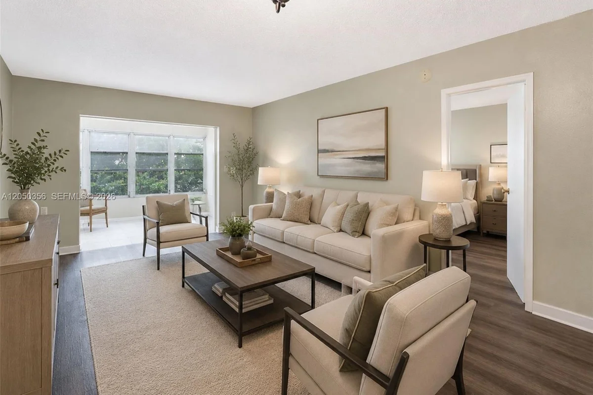 1030 Country Club Dr #405, Margate: photo 1 of 17