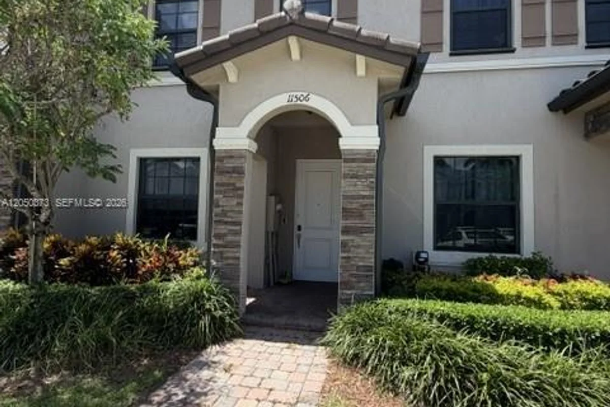 11506 SW 248th Ter, Homestead: photo 1 of 4