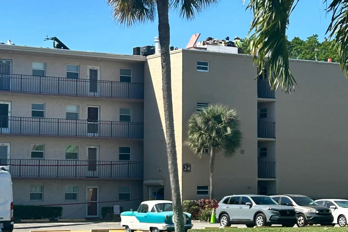 225 Bonnie Blvd #405, Palm Springs: photo 1 of 14