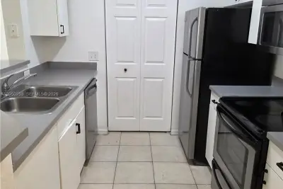 1308 Belmont Ln, North Lauderdale: photo 1 of 11