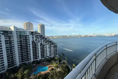 770 Claughton Island Dr #2107, Miami: photo 1 of 16