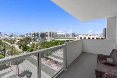 100 Lincoln Rd #811, Miami Beach: photo 1 of 24