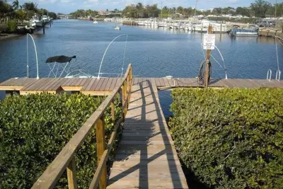 725 Hummingbird Way #210, North Palm Beach: photo 1 of 30