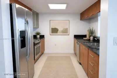 1800 N Bayshore Dr #4102, Miami: photo 1 of 34