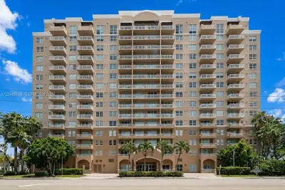 2665 SW 37th Ave #1512, Miami: photo 1 of 31