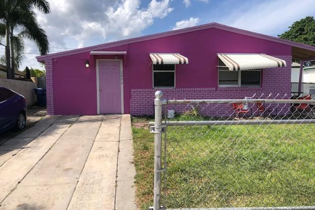 1052 W 26th St, Riviera Beach: photo 1 of 1