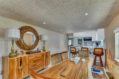 6575 SW 39th Ter, Miami: photo 1 of 68