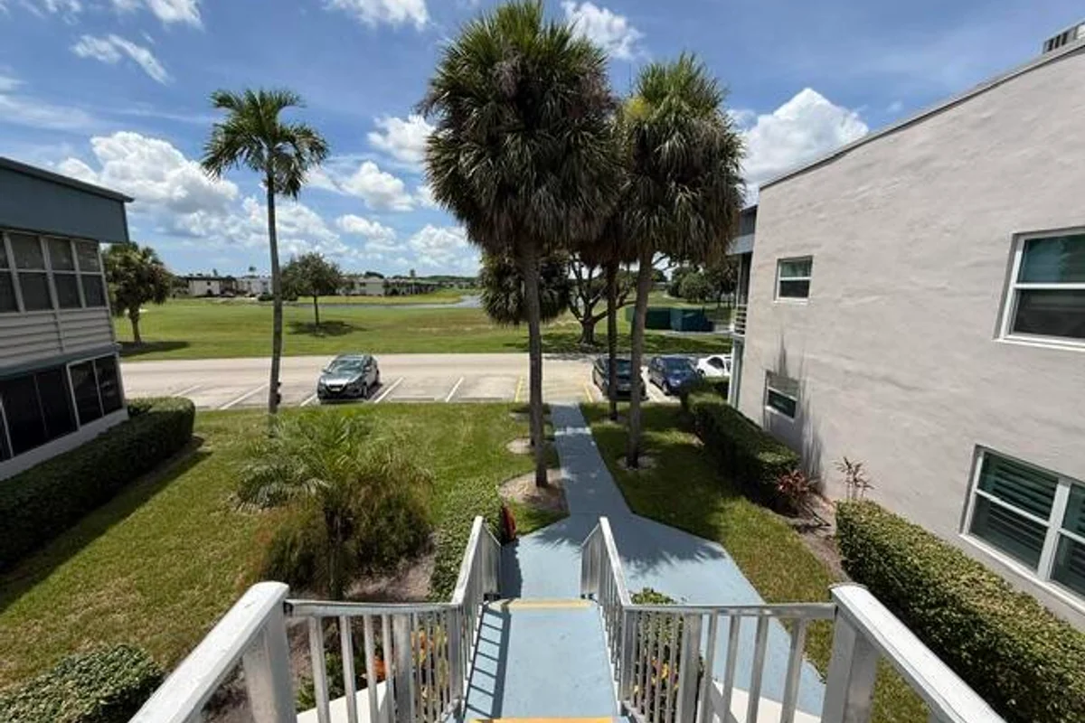 805 Normandy Q, Delray Beach: photo 1 of 1