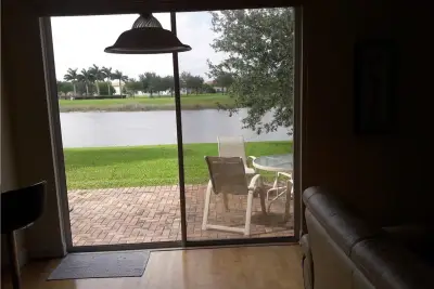 229 Gazetta Way, West Palm Beach: photo 1 of 3