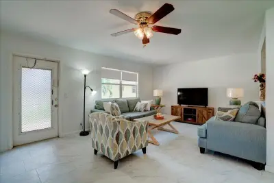 222 Saxony E, Delray Beach: photo 1 of 15