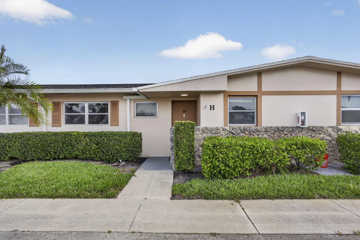 2703 Dudley Dr W #H, West Palm Beach: photo 1 of 47