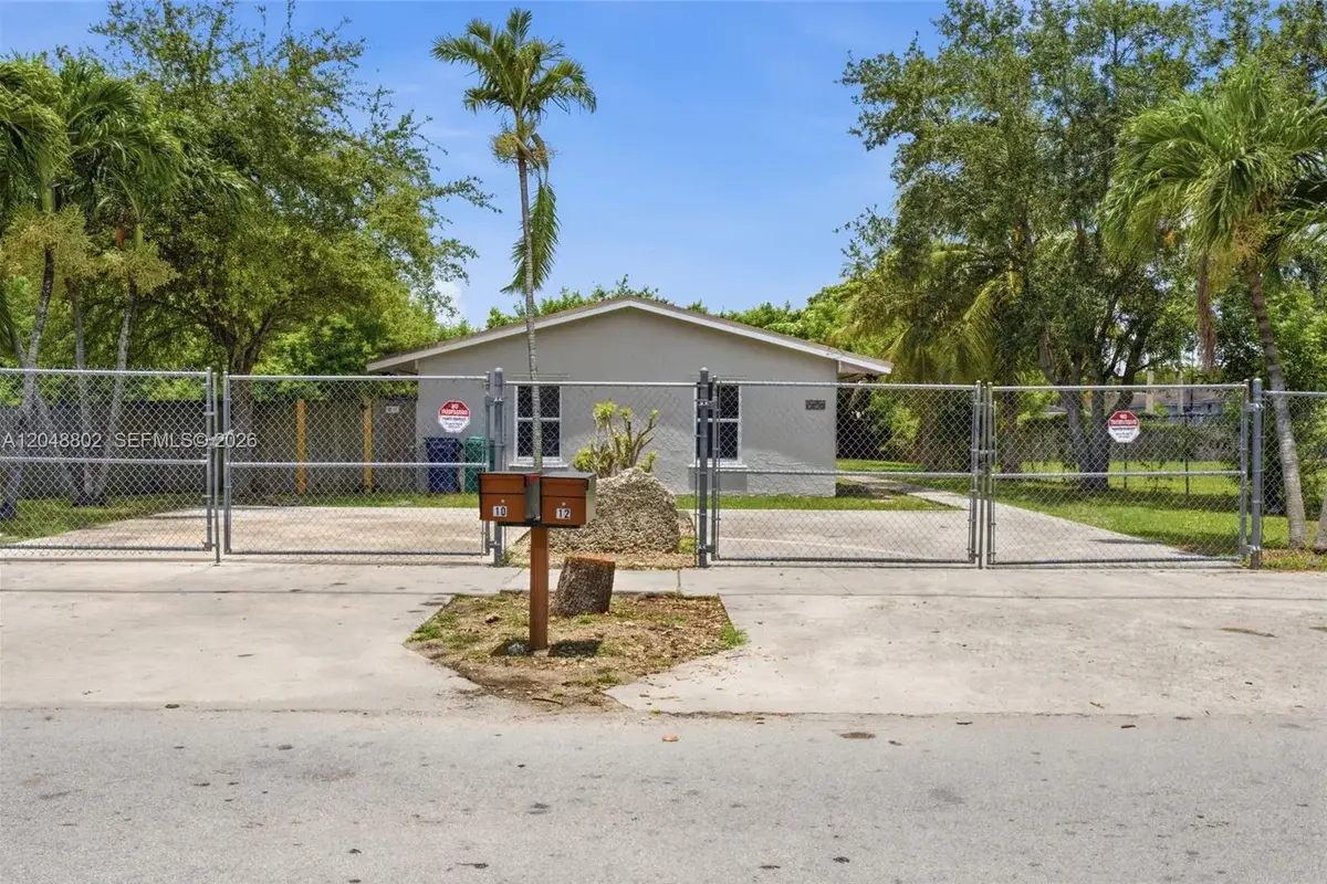 26410 SW 138th Ct, Homestead: photo 1 of 33