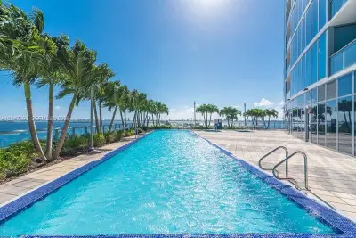 601 NE 36th St #2203, Miami: photo 1 of 25