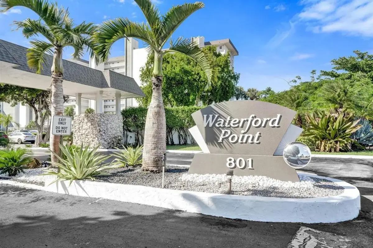 801 S Federal Hwy #604, Pompano Beach: photo 1 of 26