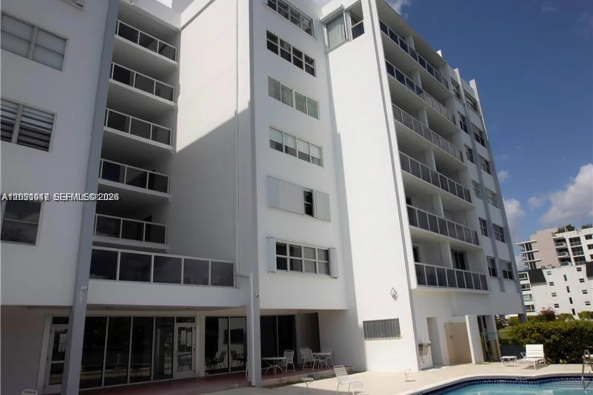 9381 E Bay Harbor Dr #302S, Bay Harbor Islands: photo 1 of 17