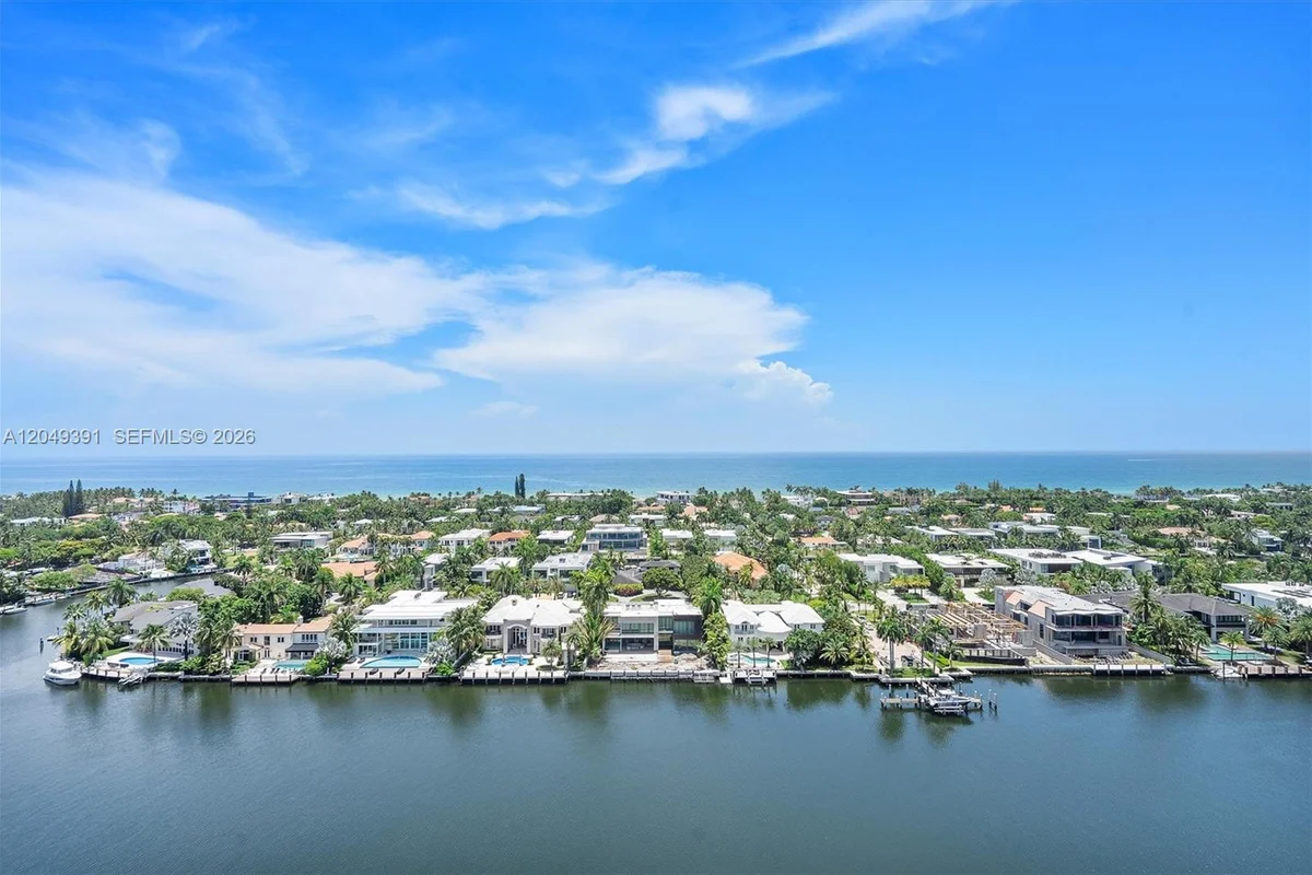 20515 E Country Club Dr #2044, Aventura: photo 1 of 44