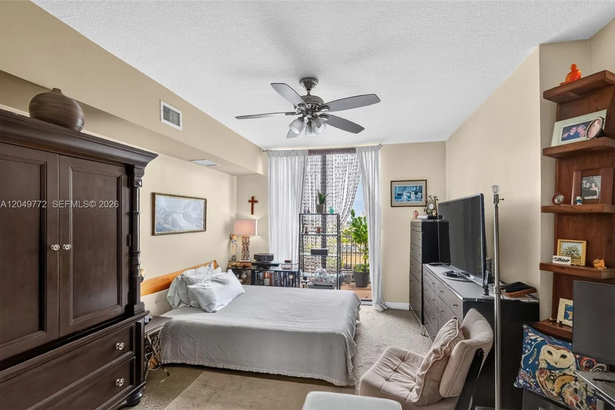 888 Douglas #806, Coral Gables: photo 1 of 54