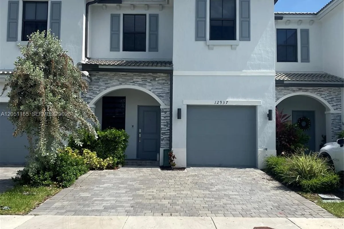 12937 SW 286th Way, Homestead: photo 1 of 16
