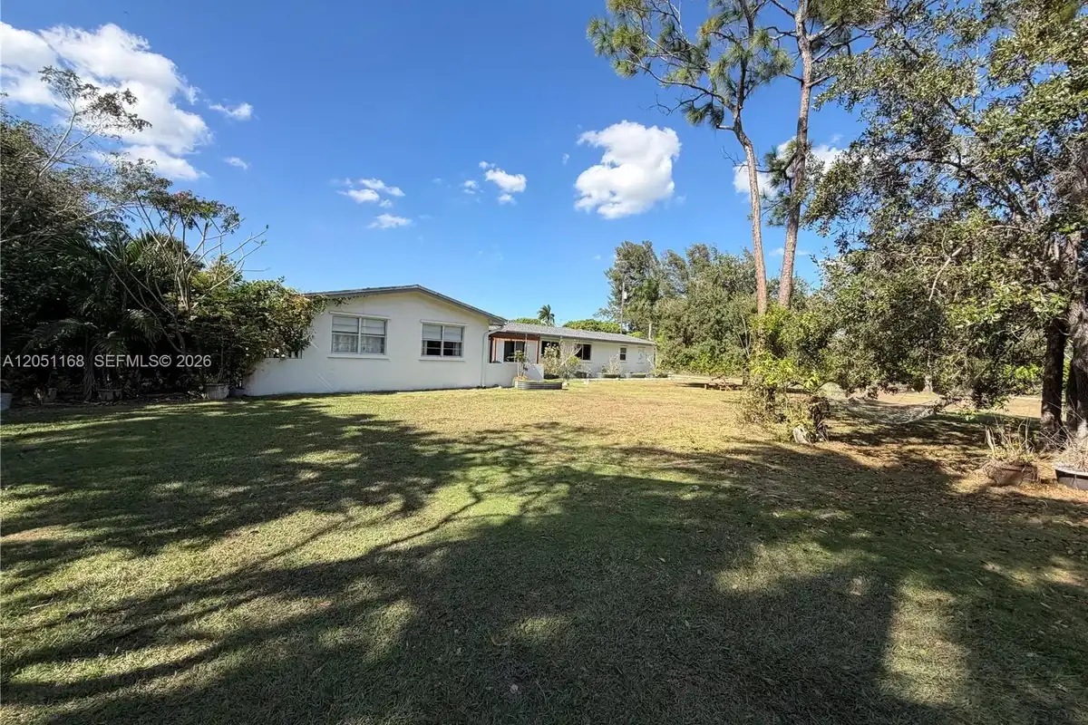 29450 SW 180th Ave, Homestead: photo 1 of 30