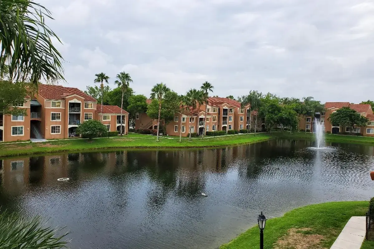 4844 N State Rd 7 #2304, Coconut Creek: photo 1 of 21