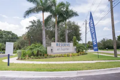 7214 Rockwood Rd, Jupiter: photo 1 of 46