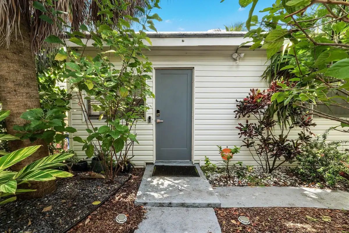 1309 Lucerne Ave, Lake Worth Beach: photo 1 of 35