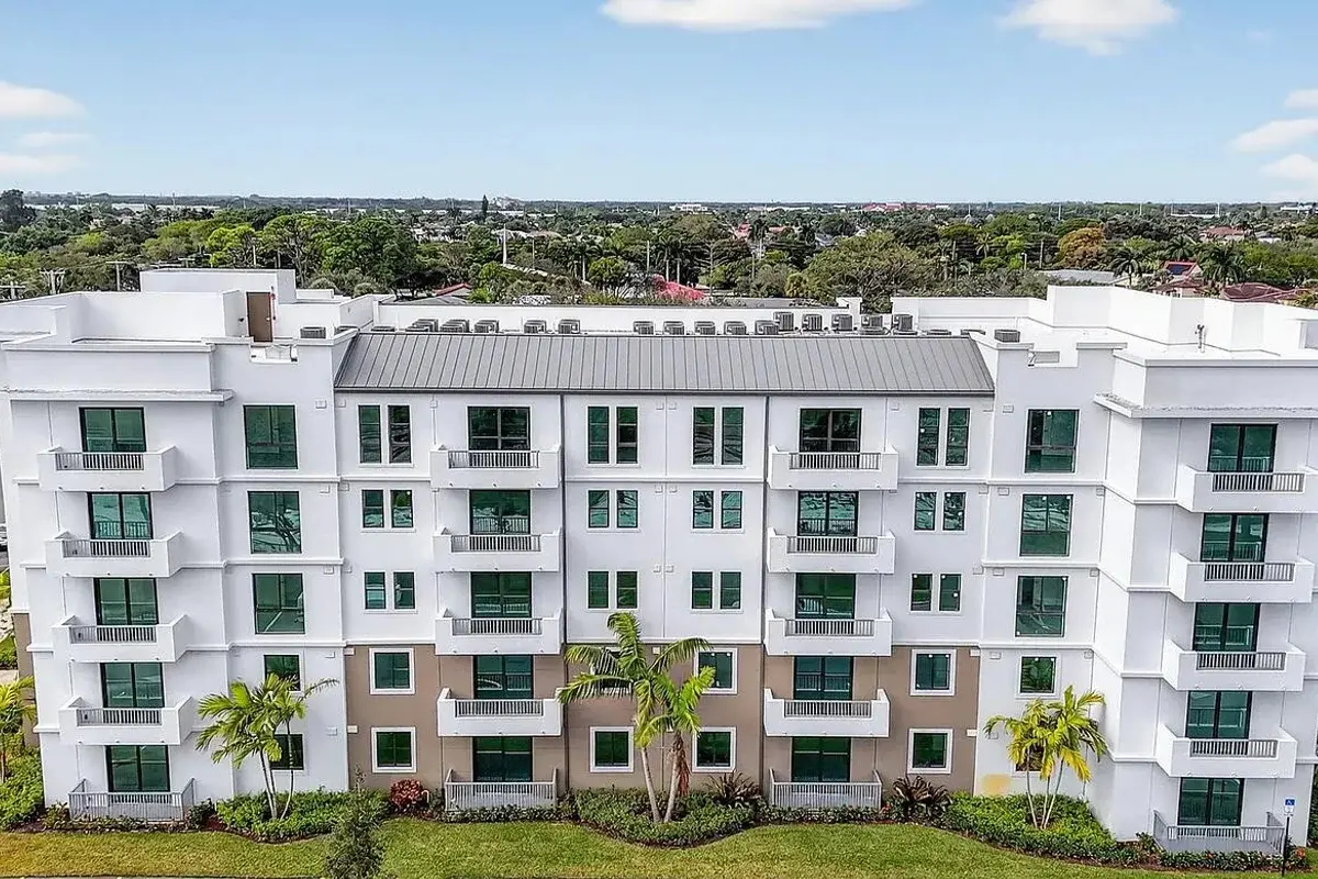 100 W Hidden Valley Blvd #250-301, Boca Raton: photo 1 of 6