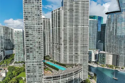 475 Brickell Ave #3111, Miami: photo 1 of 32