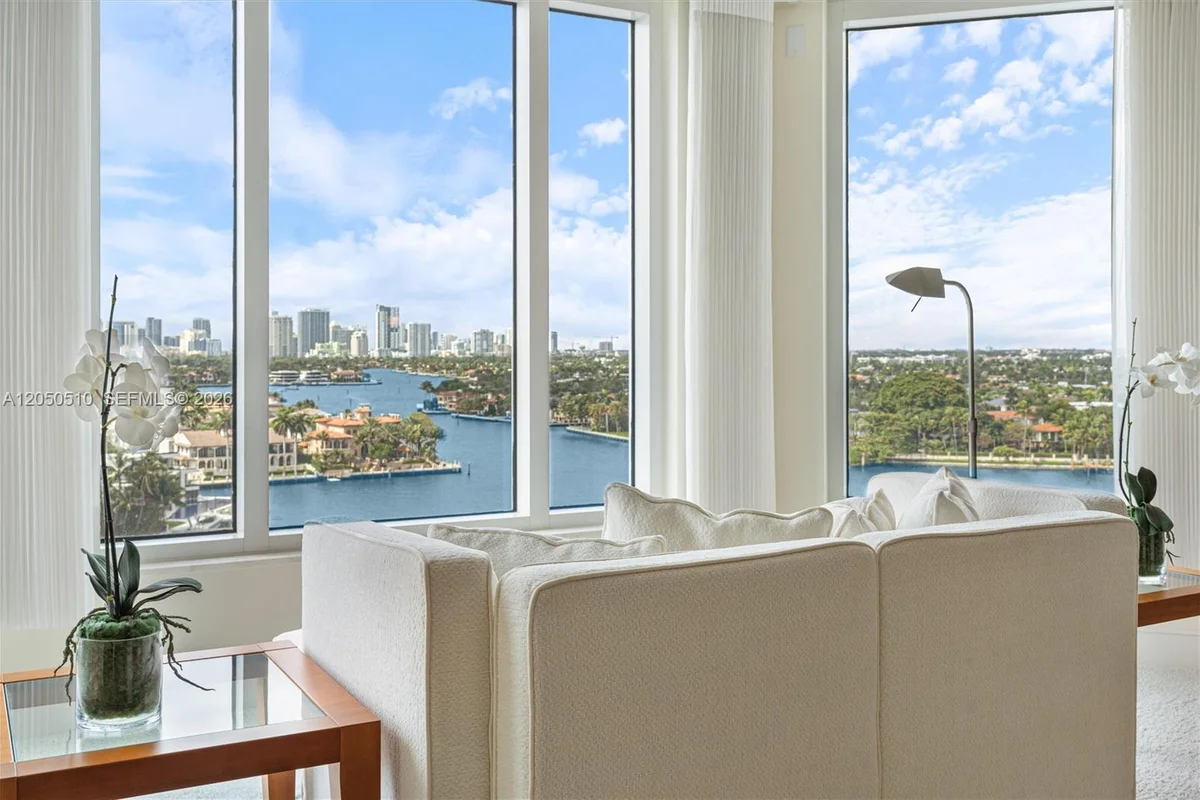 3055 Harbor Dr #1202, Fort Lauderdale: photo 1 of 60