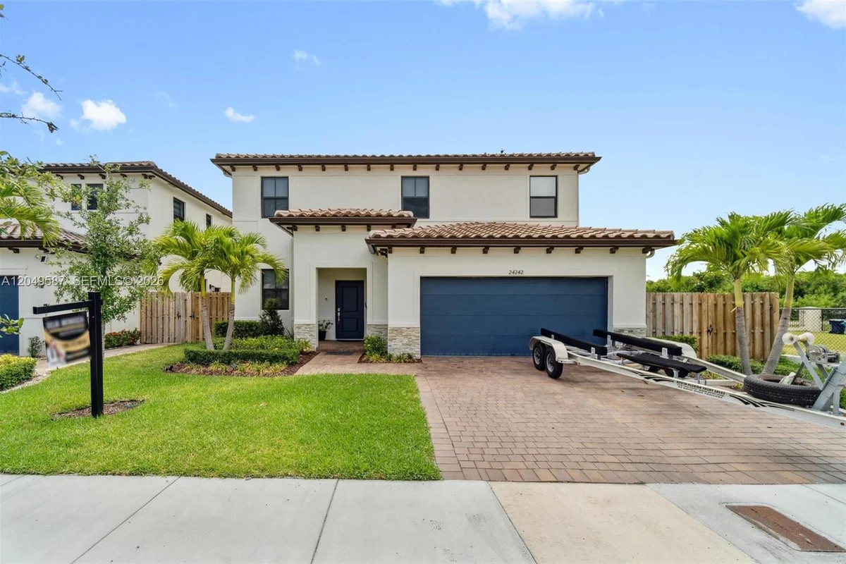 24242 SW 119th Pl, Homestead: photo 1 of 35