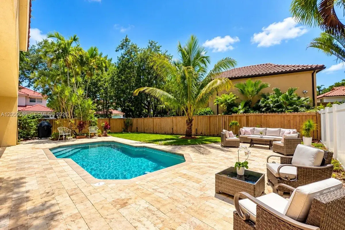 9833 NW 5th Ct, Plantation: photo 1 of 42