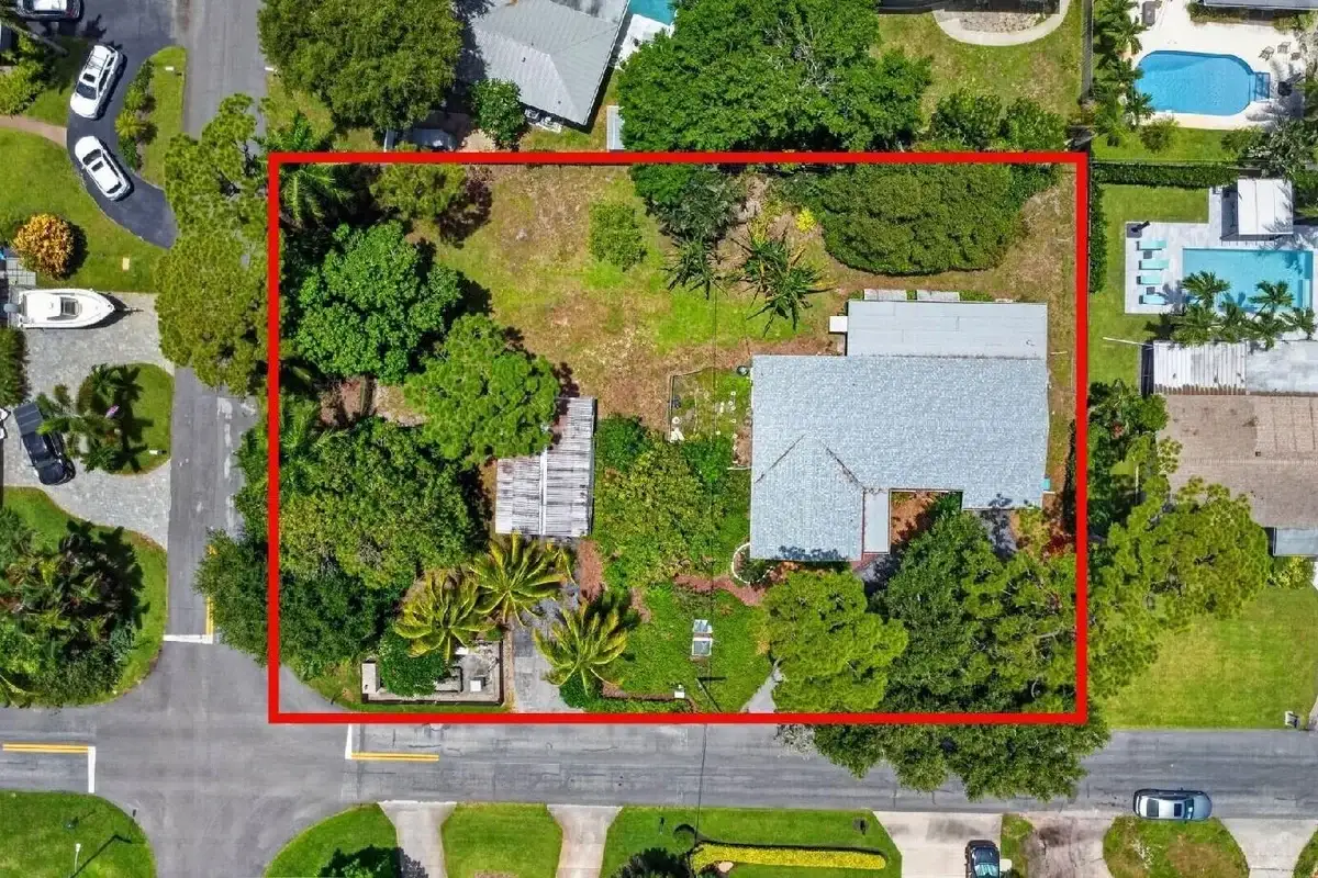 2709 SW 6th St, Boynton Beach: photo 1 of 40