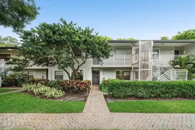 7 Southport Ln #F, Boynton Beach: photo 1 of 71