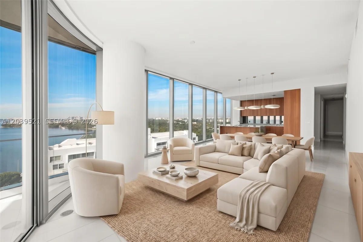 Condo in Miami: photo 1 of 77