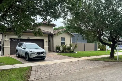 28363 SW 129th Ct, Homestead: photo 1 of 18