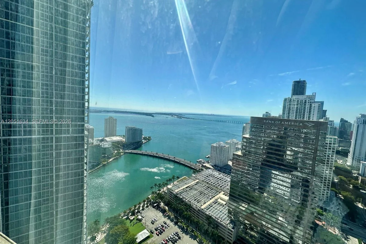485 Brickell Ave #4408, Miami: photo 1 of 16