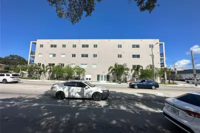 2311 NW 22nd Ave #202, Miami: photo 1 of 66
