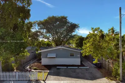 1515 NW 2nd Ave, Fort Lauderdale: photo 1 of 64