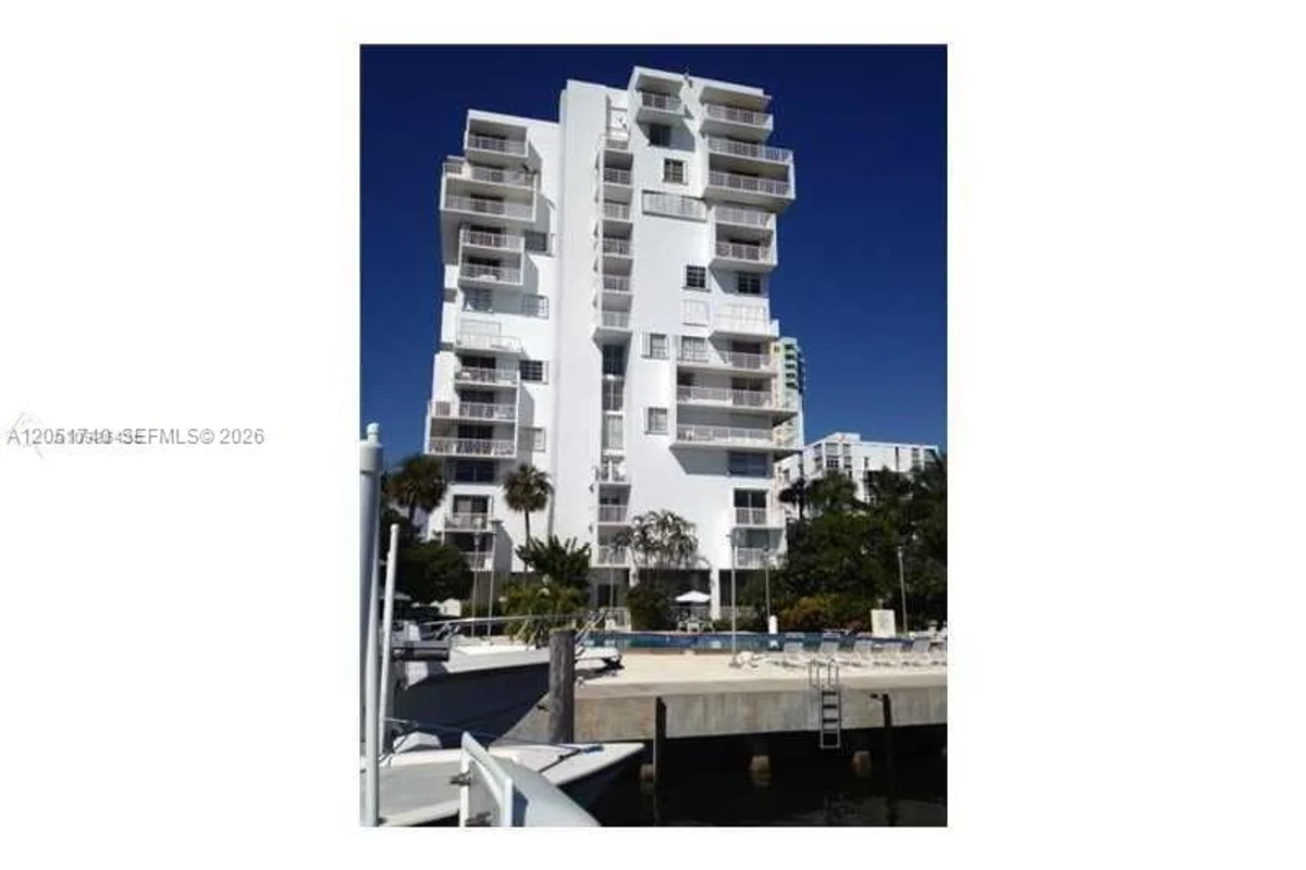 150 SE 25th Rd #2K, Miami: photo 1 of 24