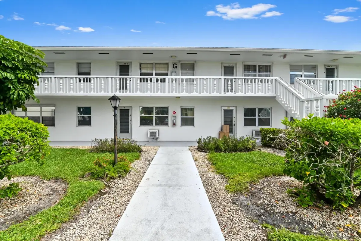 149 Coventry #G, West Palm Beach: photo 1 of 21