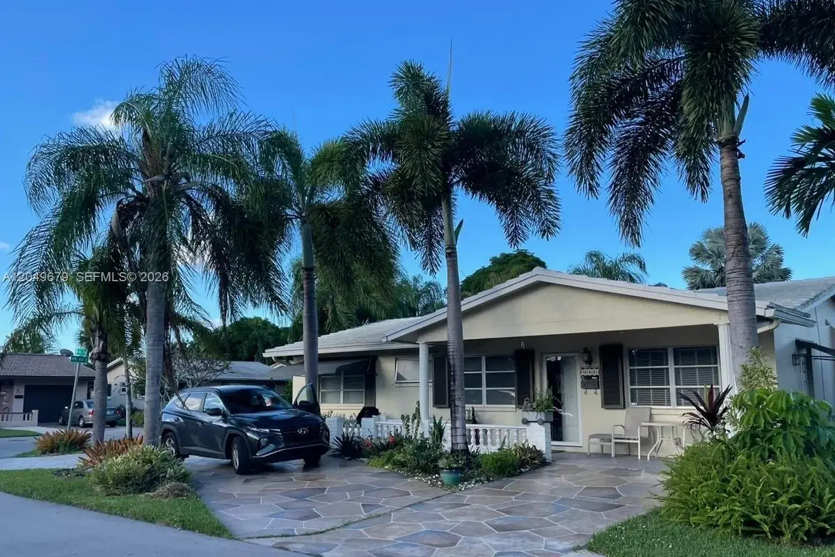 4401 NW 43rd Ave, Tamarac: photo 1 of 13