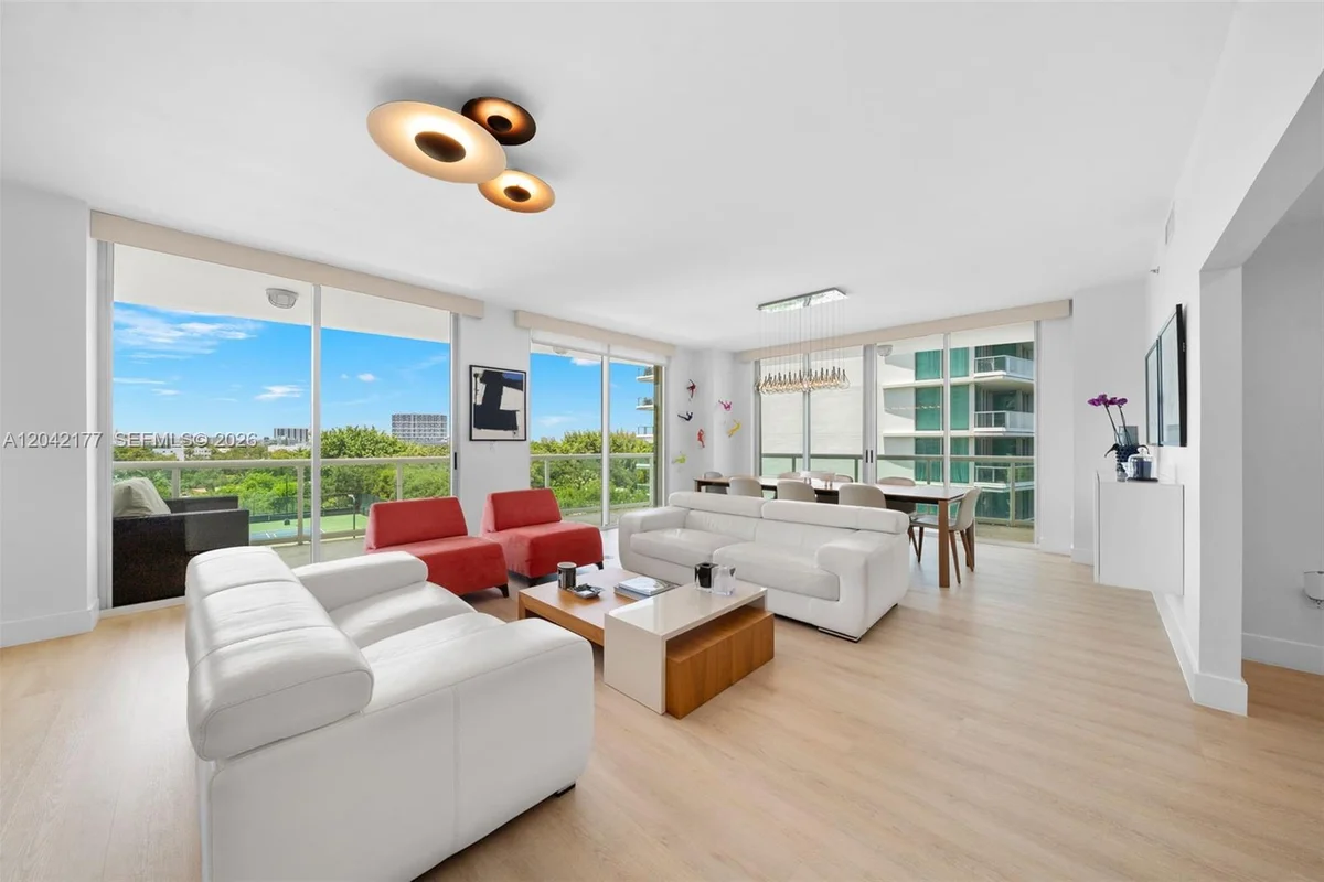 2645 S Bayshore Dr #601, Miami: photo 1 of 43