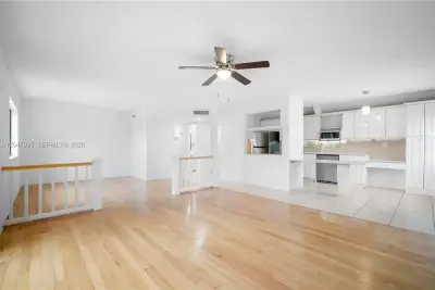 1891 N 61st Ave #B215, Hollywood: photo 1 of 47